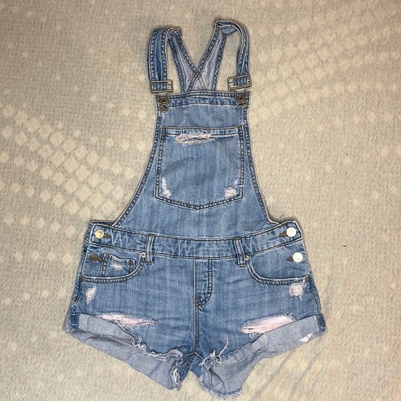 Distressed Jean Short Overalls - Picture 1 of 3